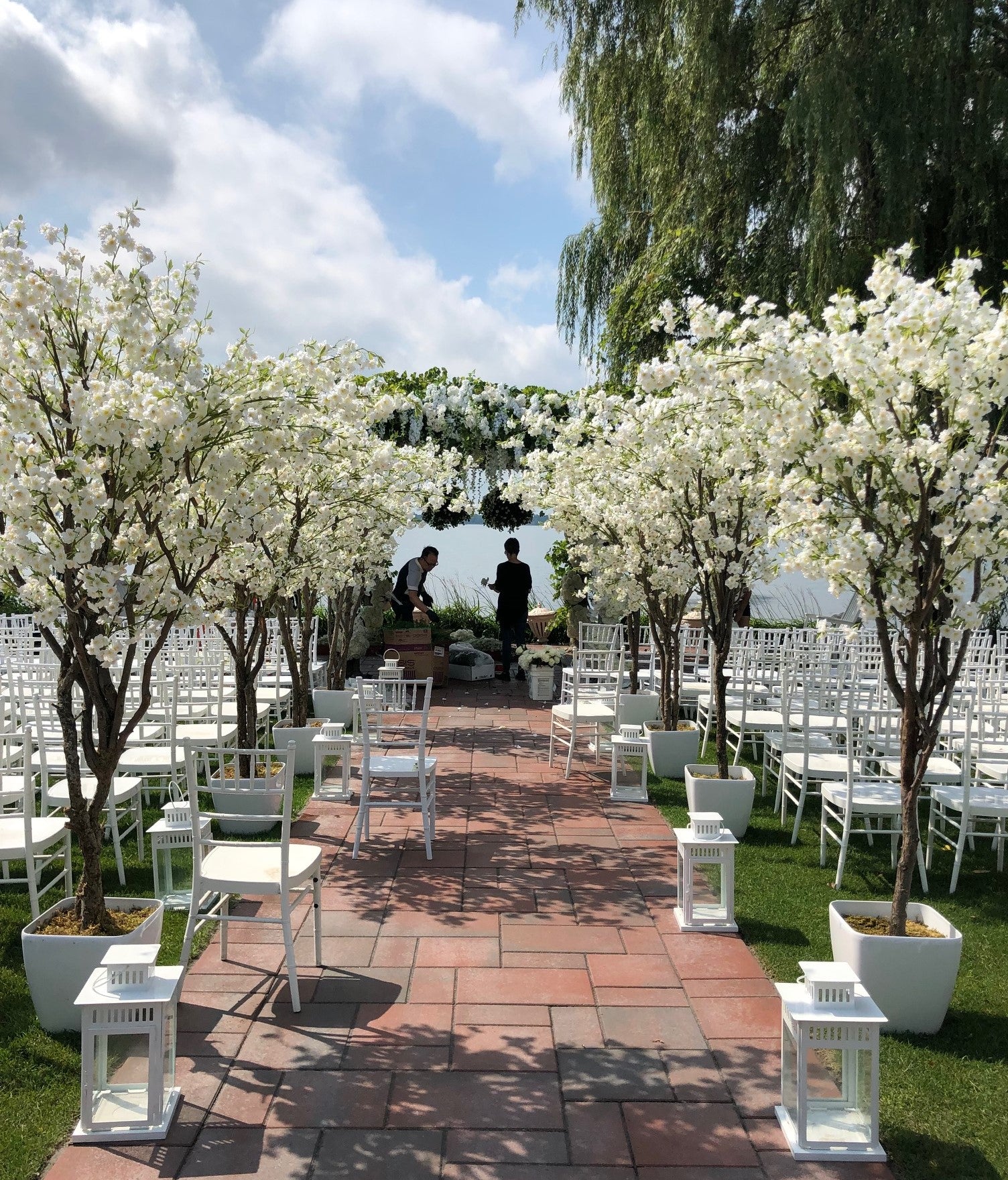Outdoor Decors